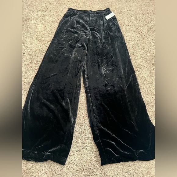 NWT new small Anthropologie wide leg velvet pants black - Picture 3 of 17